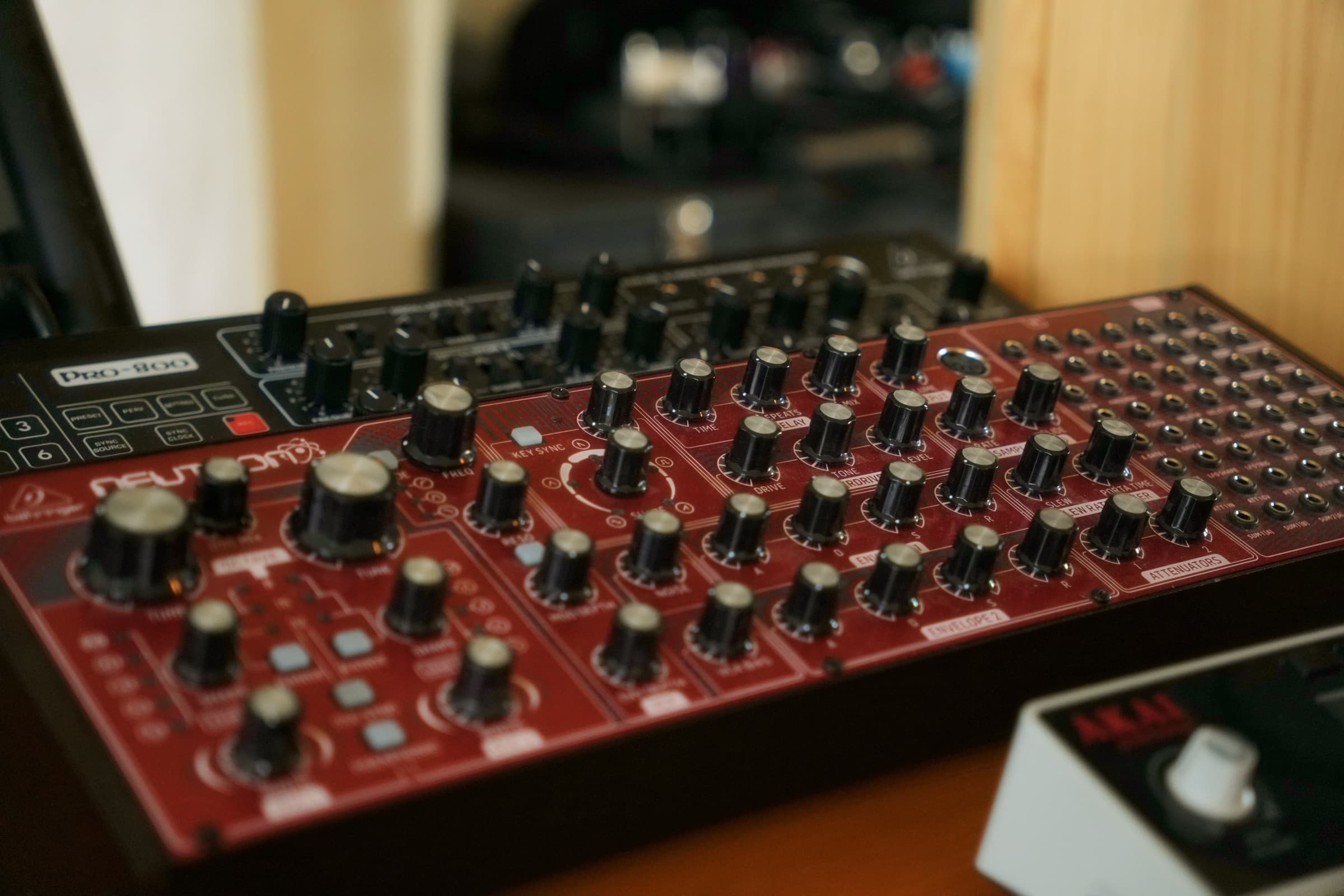 The outboard gear on the desk, close up