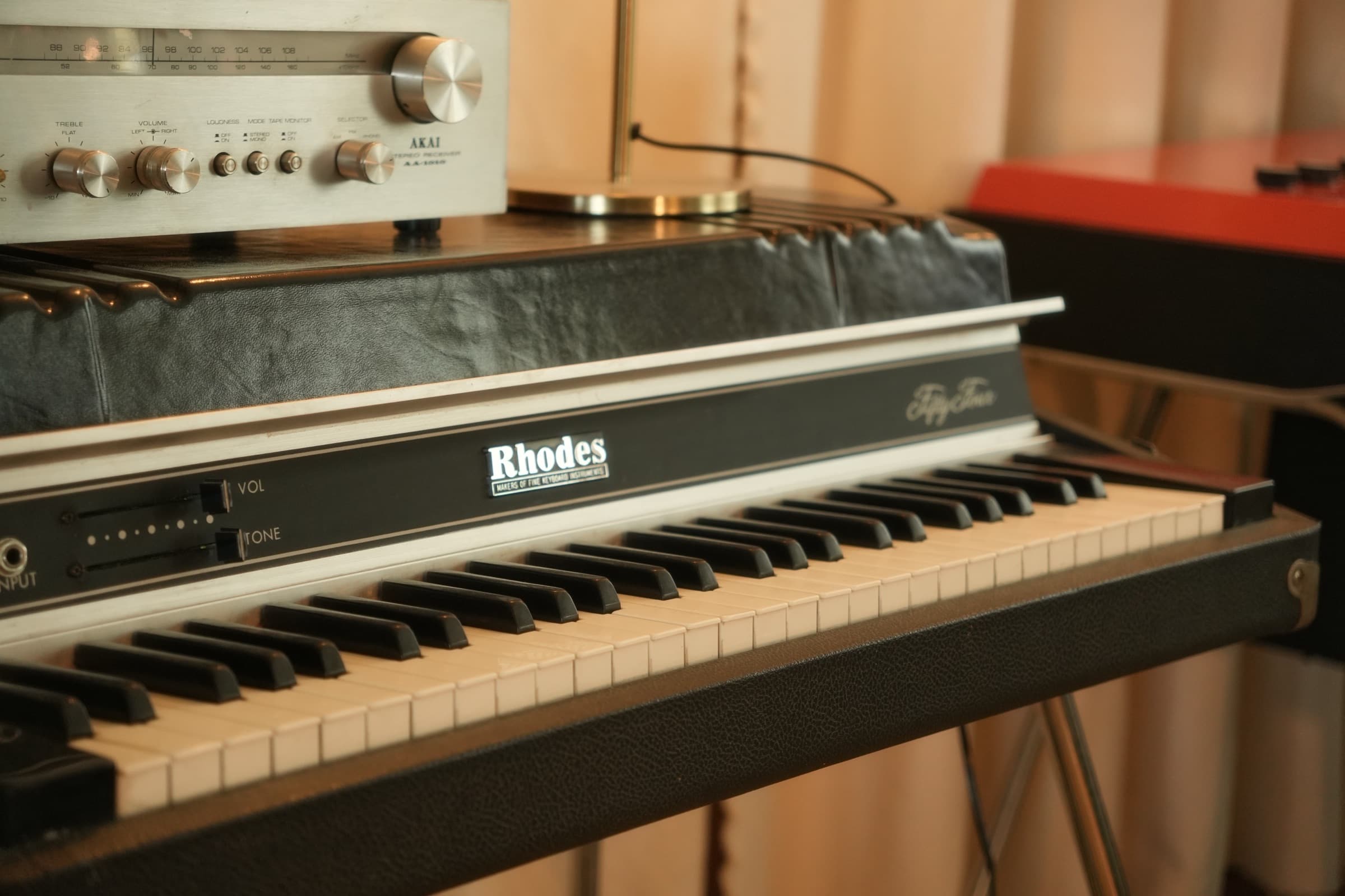 The Rhodes' badge and controls, close up