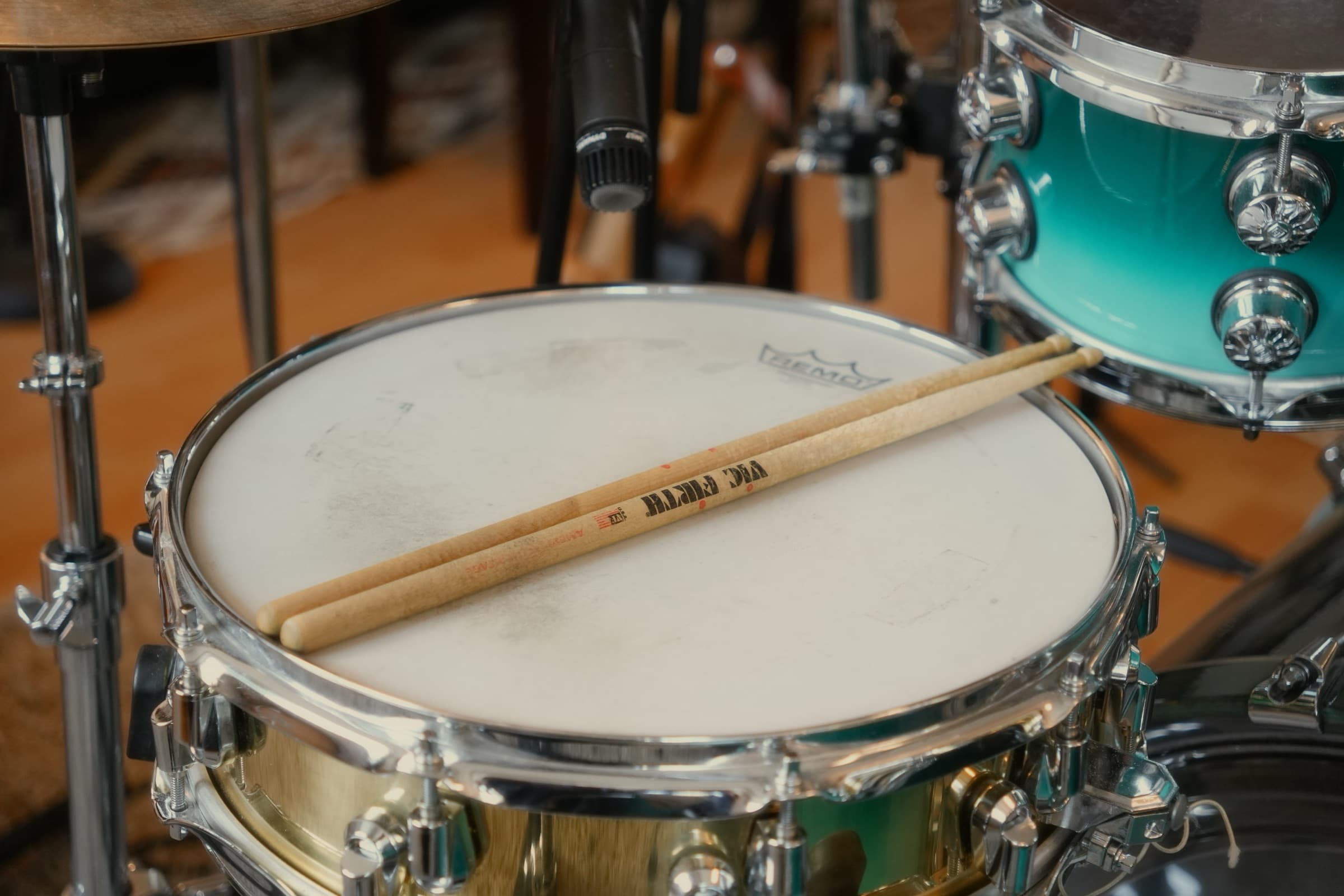 A snare drum, miked